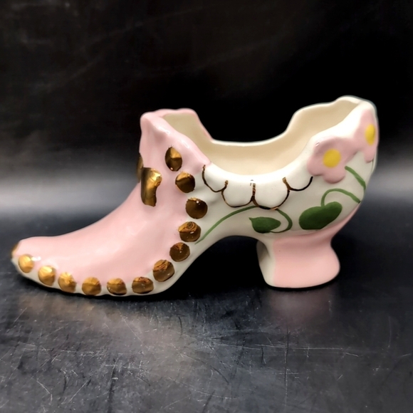 Vintage Porcelain Pink Glazed Pump / Shoe - Floral Decoration Gold Tone Accents - Picture 6 of 13